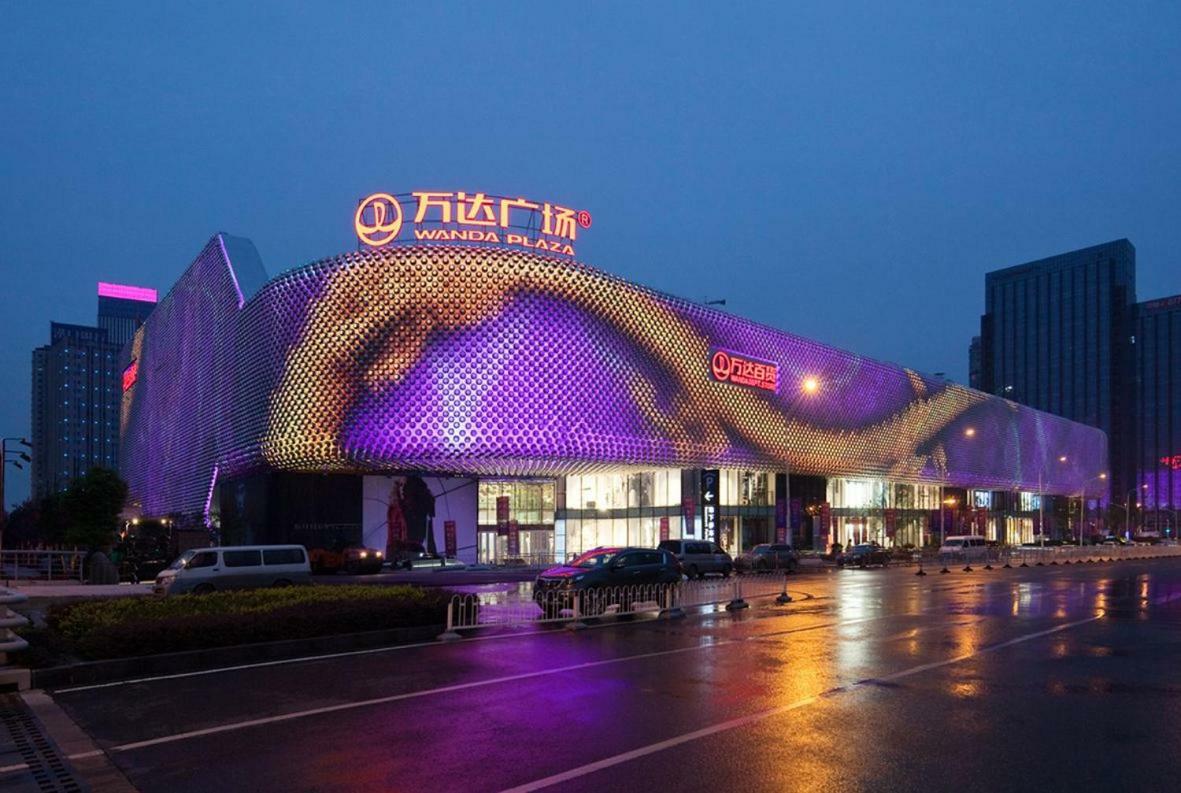 Gallery F Hotel Wuhan Exterior photo